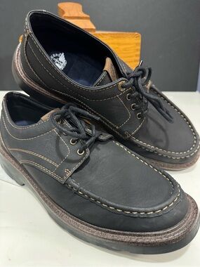 Dockers Black Black Leather Lace-Up Rugged Oxford Docker with contrast stitching